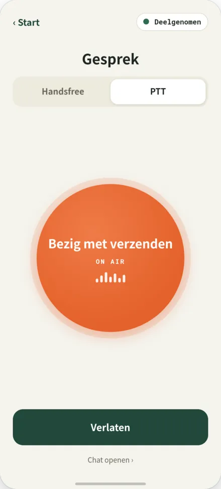Belpscherm met PTT-knop ingedrukt